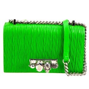 NWT PRISTINE Alexander McQueen Skull Shoulder Bag 💚
